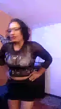 Snapshot of scarlet_wet chatting on 03.23.25 scarlet wet online show from 03.23.25