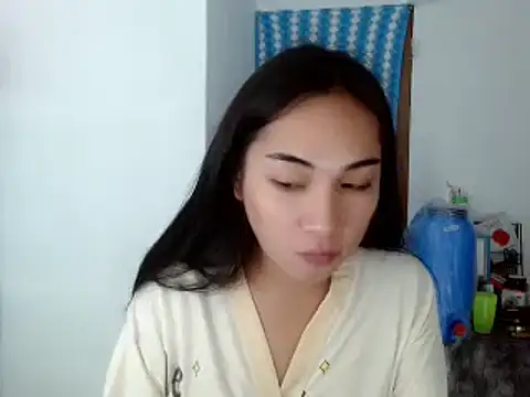 SweetLilly 18 online show from 12.05.24