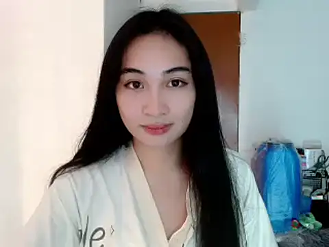 SweetLilly 18 online show from 01.17.25