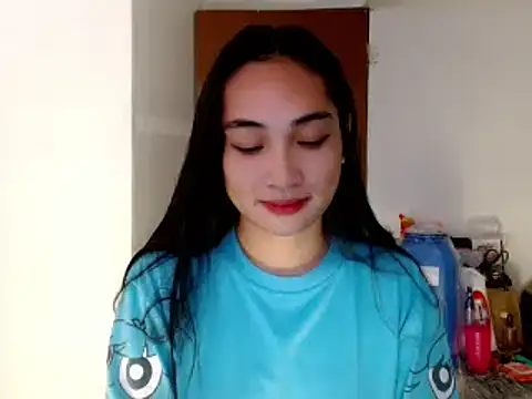 SweetLilly 18 online show from 01.26.25