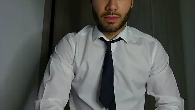 Snapshot of Justynn1 chatting on 04.21.26 Justynn1 online show from 04.21.26