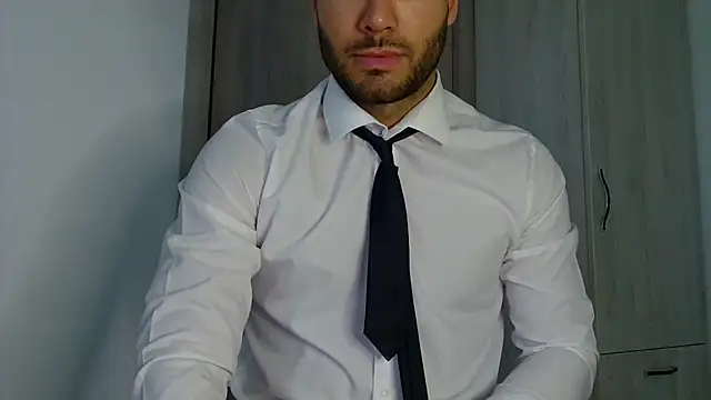 Snapshot of Justynn1 chatting on 05.16.26 Justynn1 online show from 05.16.26