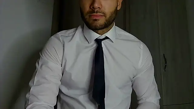 Snapshot of Justynn1 chatting on 05.17.26 Justynn1 online show from 05.17.26