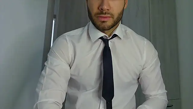 Snapshot of Justynn1 chatting on 05.26.26 Justynn1 online show from 05.26.26