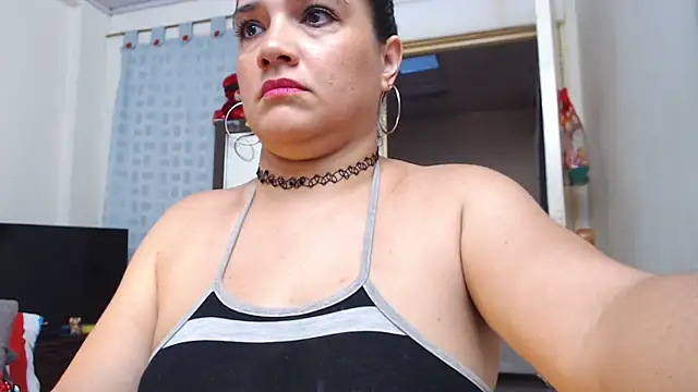 GlendaStarx online show from 11.20.25