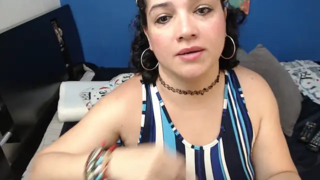 Snapshot of GlendaStarx chatting on 04.05.26 GlendaStarx online show from 04.05.26