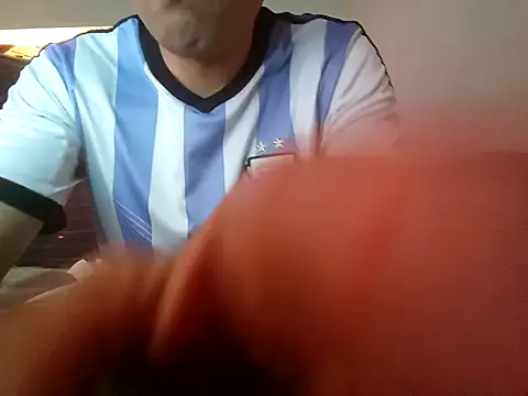 Snapshot of wa379 chatting on 07.18.26 wa379 online show from 07.18.26