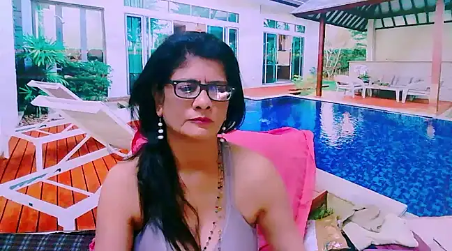 IndianAllure online show from 12.30.24