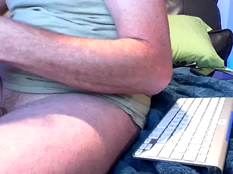 Snapshot of eurodiznee chatting on 11.03.25 eurodiznee online show from 11.03.25