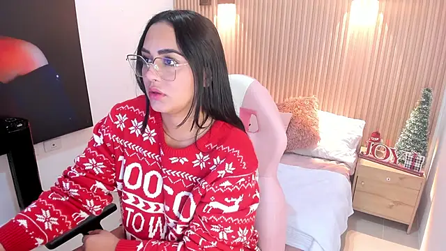 AMELIE xx online show from 12.30.24