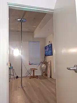 NikiFm online show from 10.27.25