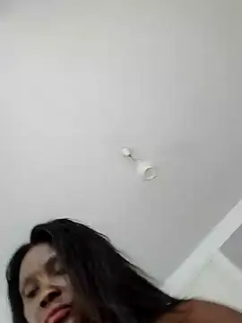Snapshot of BigButtGodess chatting on 12.21.24 BigButtGodess online show from 12.21.24