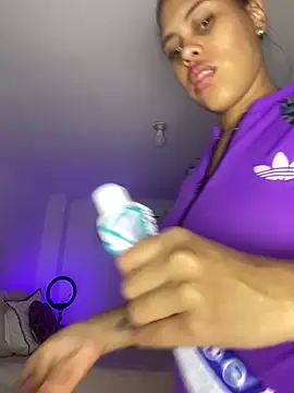 AlondraDiossa03 online show from 12.15.24