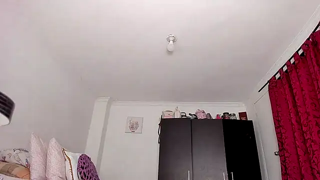 AlondraDiossa03 online show from 12.22.24