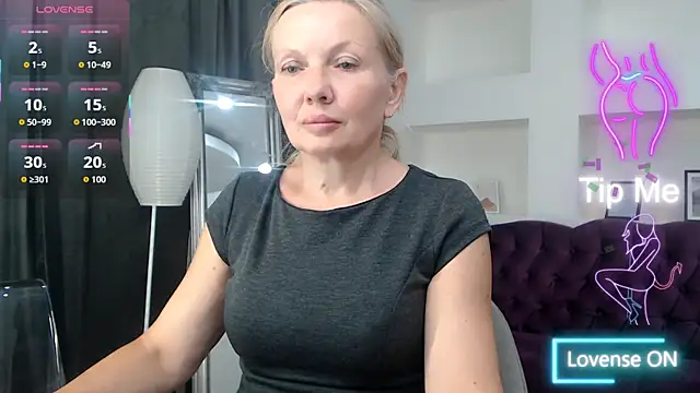 Abby Moore  online show from 07.05.26