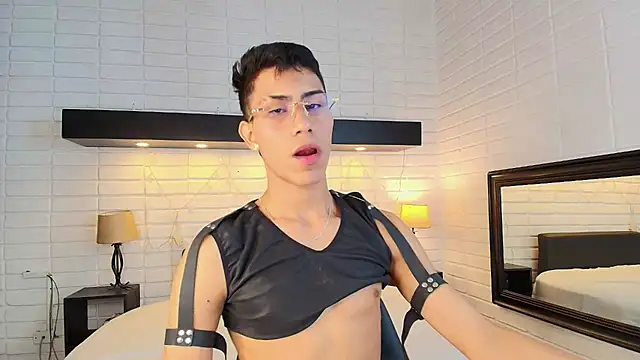 AlanNaughty online show from 01.07.25