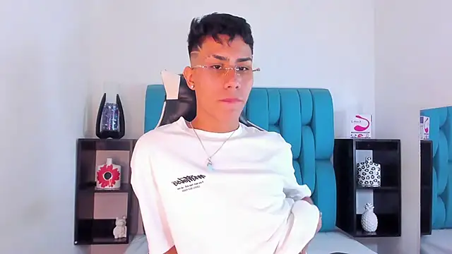 AlanNaughty online show from 01.25.25