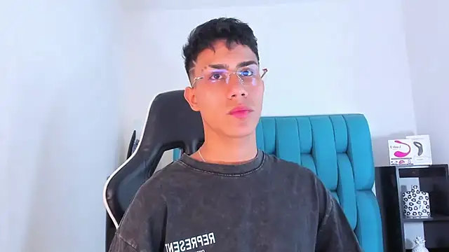 AlanNaughty online show from 01.28.25