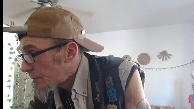 mycock2474u online show from 02.21.25