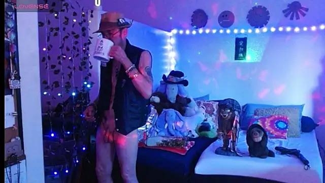 mycock2474u online show from 03.21.25