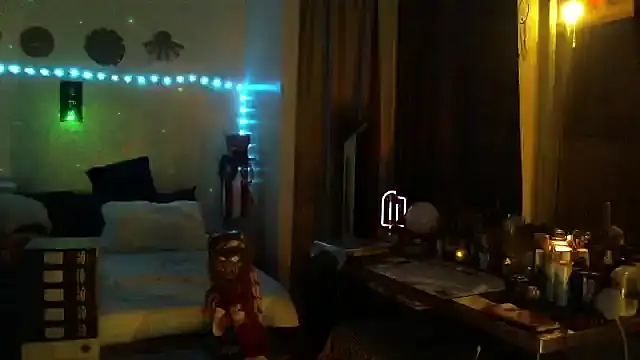 mycock2474u online show from 10.05.25