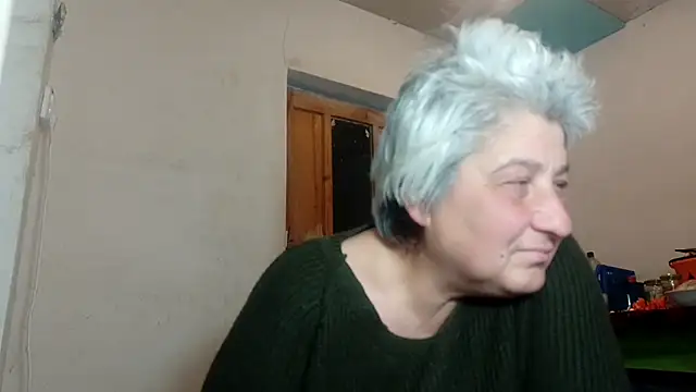 Snapshot of ExquisiteMature chatting on 01.09.25 ExquisiteMature online show from 01.09.25