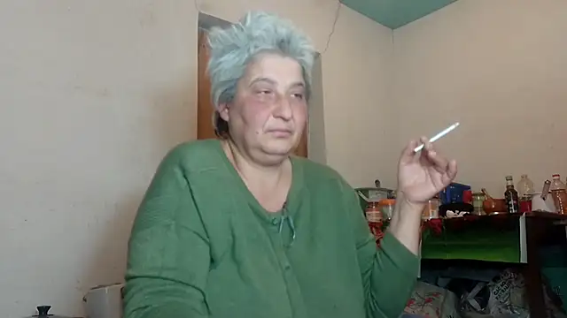 Snapshot of ExquisiteMature chatting on 01.11.25 ExquisiteMature online show from 01.11.25