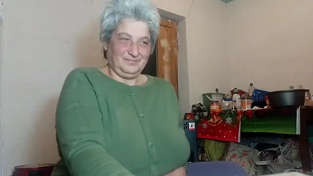 Snapshot of ExquisiteMature chatting on 01.12.25 ExquisiteMature online show from 01.12.25