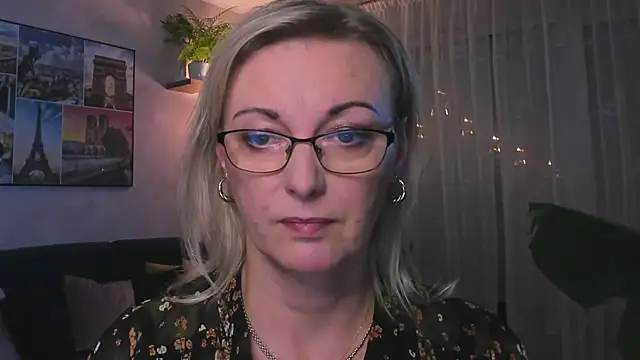 vanessa chat online show from 12.12.24