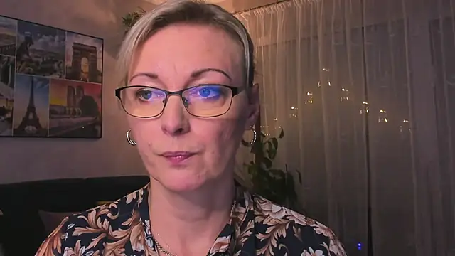 vanessa chat online show from 12.15.24