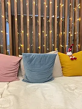HotyWinter online show from 01.02.25