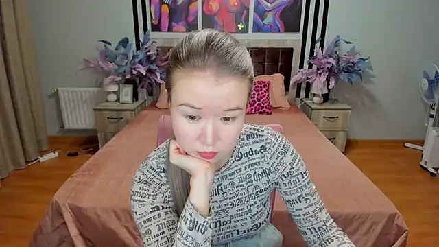 PollyOcean online show from 12.25.24