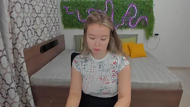 PollyOcean online show from 01.15.25