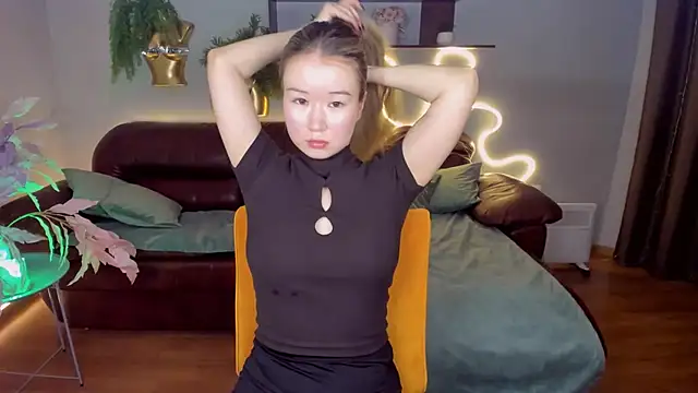 PollyOcean online show from 02.13.25