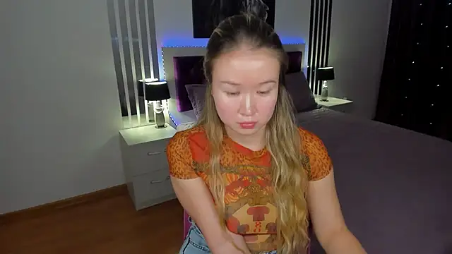 PollyOcean online show from 09.11.25