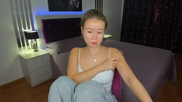 PollyOcean online show from 10.25.25