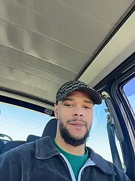 Lionayowe online show from 04.07.26