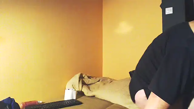 MioritaHard online show from 01.26.25