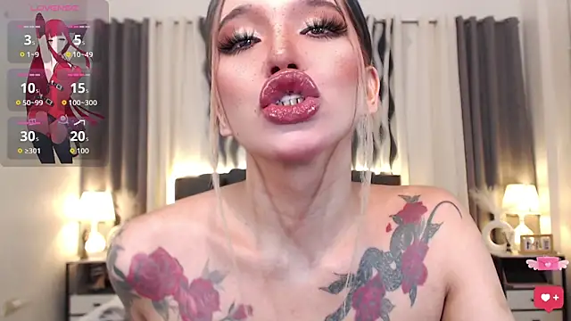 Evalyn Shemale online show from 03.11.26