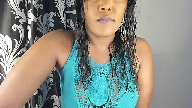 MySweetBitch143 online show from 12.16.24