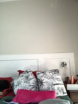 Snapshot of LuciousLips96 chatting on 02.17.25 LuciousLips96 online show from 02.17.25