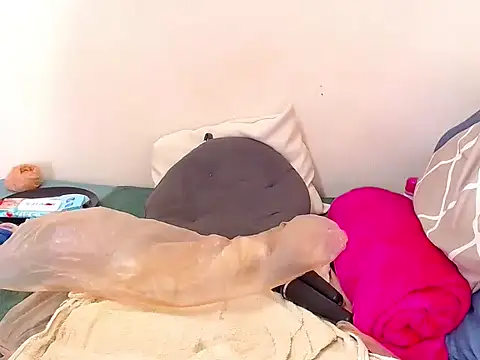 Snapshot of LuciousLips96 chatting on 03.20.25 LuciousLips96 online show from 03.20.25