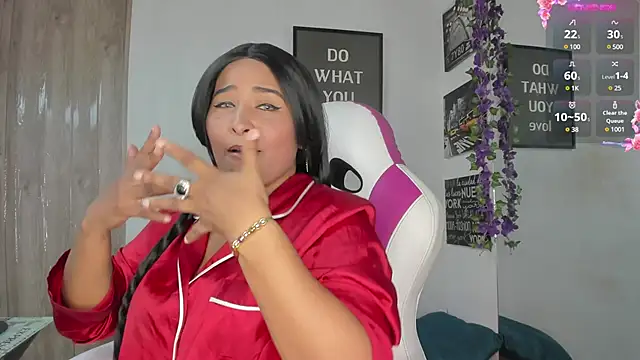 paola ih online show from 12.16.24
