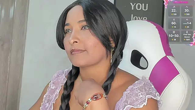 paola ih online show from 12.17.24