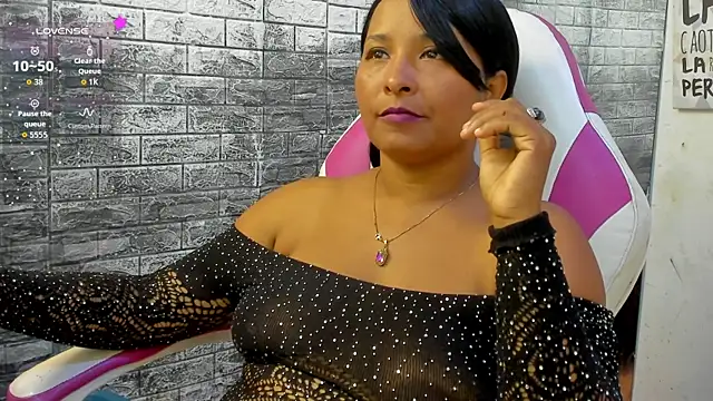 paola ih online show from 07.20.26