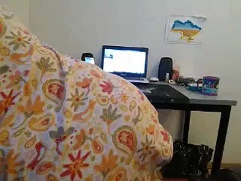 Snapshot of Milana235 chatting on 12.14.24 Milana235 online show from 12.14.24