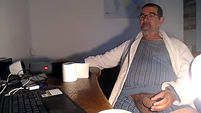 Snapshot of silvio-aus-luzern-CH chatting on 10.03.25 silvio-aus-luzern-CH online show from 10.03.25