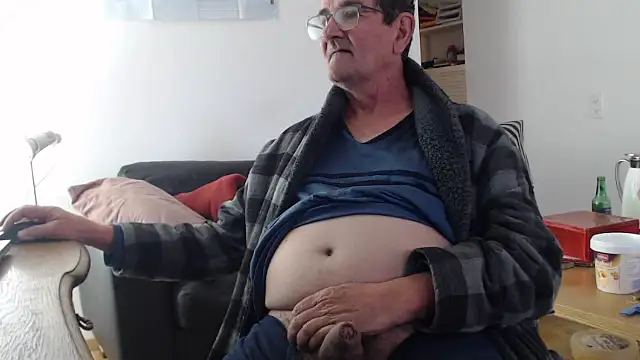 Snapshot of silvio-aus-luzern-CH chatting on 04.10.26 silvio-aus-luzern-CH online show from 04.10.26