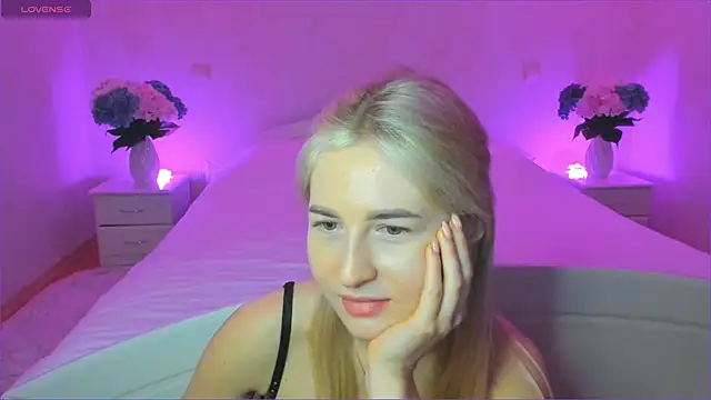 AnnaCarrera online show from 01.08.25