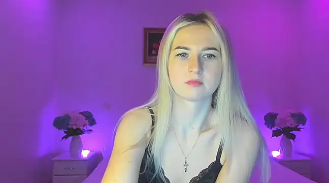 AnnaCarrera online show from 02.18.25